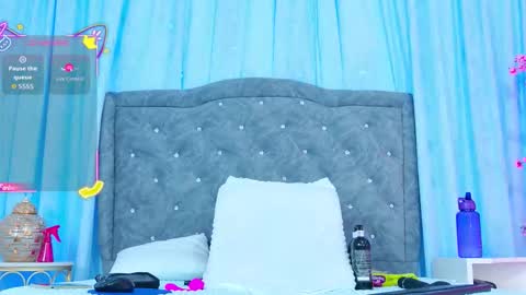 Aura online show from 10-09-25, 07:23