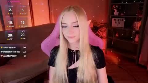 Snapshot of aurasanrise chatting on 06-10-26, 08:52 Aura online show from 06-10-26, 08:52