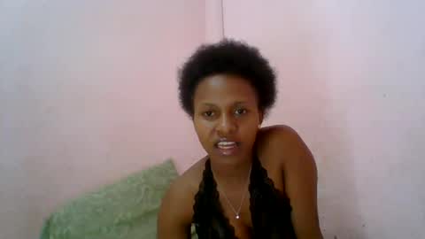 Snapshot of aurelia107 chatting on 06-16-26, 06:21 aurelia107 online show from 06-16-26, 06:21