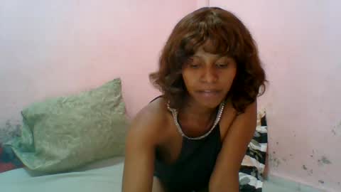 Snapshot of aurelia107 chatting on 06-27-26, 11:15 aurelia107 online show from 06-27-26, 11:15