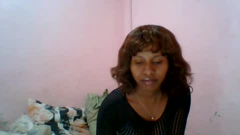 Snapshot of aurelia107 chatting on 07-04-26, 01:17 aurelia107 online show from 07-04-26, 01:17