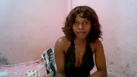 Snapshot of aurelia107 chatting on 07-05-26, 04:19 aurelia107 online show from 07-05-26, 04:19