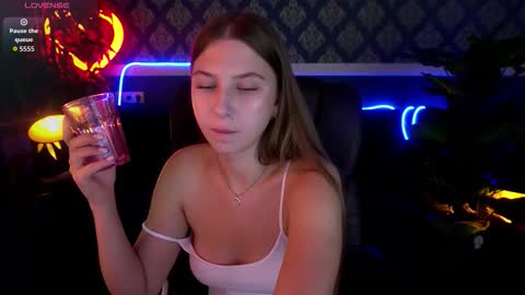 Nikol online show from 09-13-25, 06:02