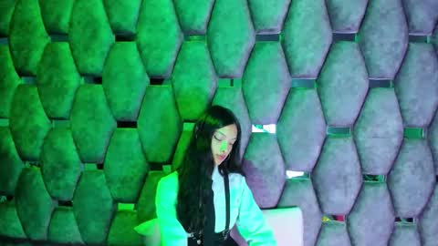 Snapshot of aurora18palmer chatting on 01-08-26, 02:52 aurora online show from 01-08-26, 02:52