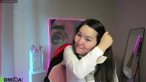 Snapshot of aurora_briggs chatting on 07-14-26, 12:11 Camila online show from 07-14-26, 12:11