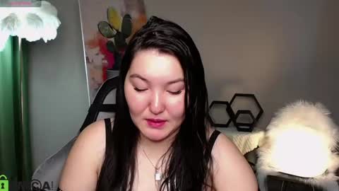 Snapshot of aurora_briggs chatting on 07-22-26, 05:10 Camila online show from 07-22-26, 05:10