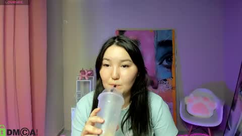 Snapshot of aurora_briggs chatting on 07-27-26, 01:07 Camila online show from 07-27-26, 01:07