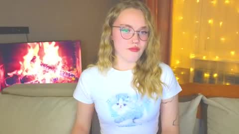 Kate online show from 12-12-24, 04:43