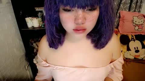 cute online show from 03-01-25, 12:39