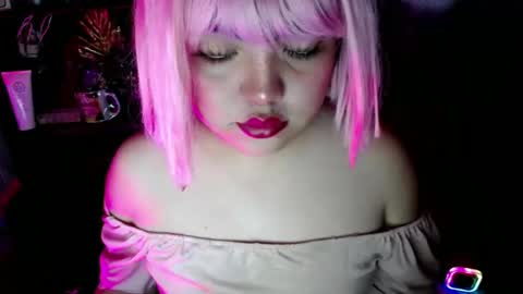 cute online show from 09-13-25, 02:00