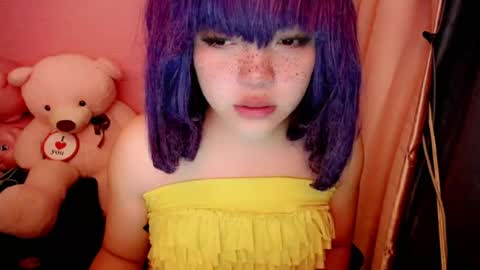 cute online show from 07-19-26, 09:07