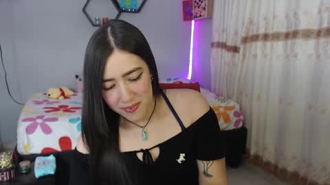 Snapshot of aurora_shy_ chatting on 01-16-25, 03:56 Aurora online show from 01-16-25, 03:56