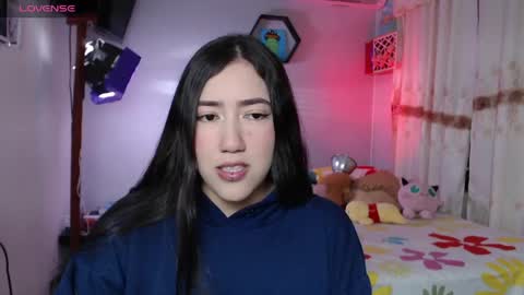 Snapshot of aurora_shy_ chatting on 04-12-26, 10:15 Aurora online show from 04-12-26, 10:15