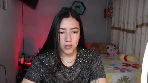 Snapshot of aurora_shy_ chatting on 05-10-26, 02:33 Aurora online show from 05-10-26, 02:33
