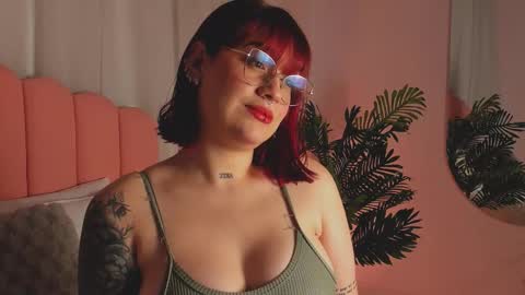 Snapshot of aurora_sweet2 chatting on 01-08-26, 06:21 Madison online show from 01-08-26, 06:21