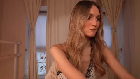 Aurora online show from 10-28-25, 06:50