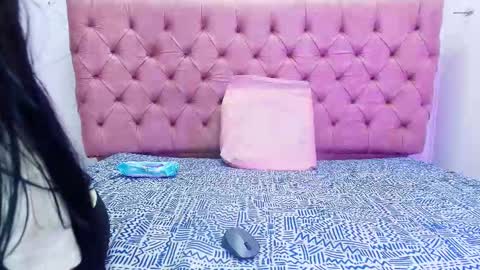 auroraa_miller online show from 10-02-25, 11:50