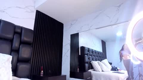 Snapshot of aurorabon chatting on 01-07-26, 06:49 Aurora online show from 01-07-26, 06:49