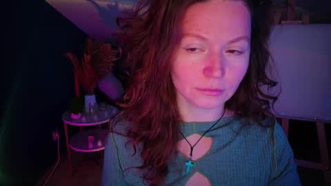 auroraborealis__ online show from 11-18-25, 06:29