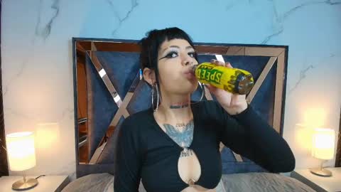 Snapshot of auroradiaz_ chatting on 04-29-26, 11:47 Aurora Diaz online show from 04-29-26, 11:47