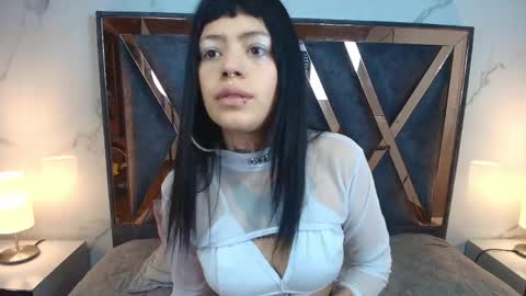Snapshot of auroradiaz_ chatting on 05-19-26, 11:49 Aurora Diaz online show from 05-19-26, 11:49