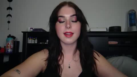 auroralightz1 online show from 10-02-25, 03:24