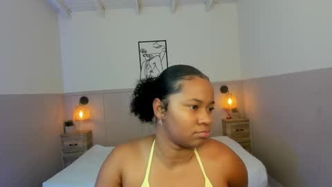 aurorasky7 online show from 10-05-25, 11:41