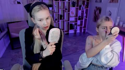 Snapshot of aurorawrenfield chatting on 09-20-25, 04:57 aurorawrenfield online show from 09-20-25, 04:57