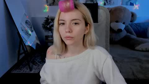 aurorawrenfield online show from 04-10-26, 04:28