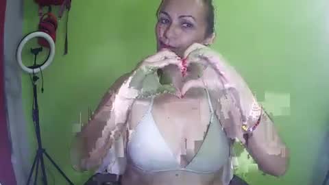 Snapshot of aurori997239 chatting on 11-27-25, 10:01 aurori997239 online show from 11-27-25, 10:01