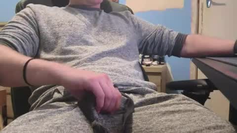 Snapshot of auslad9443 chatting on 06-15-26, 01:13 auslad9443 online show from 06-15-26, 01:13