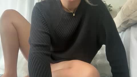Snapshot of aussielulu chatting on 05-13-26, 12:08 aussielulu online show from 05-13-26, 12:08