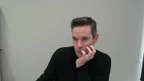 aussiesurfer0000 online show from 12-02-25, 06:41