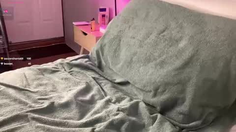 aussietwunkboy online show from 11-20-25, 03:50