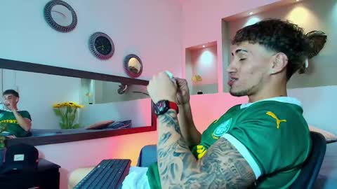 AUSTIN  online show from 01-09-25, 05:13