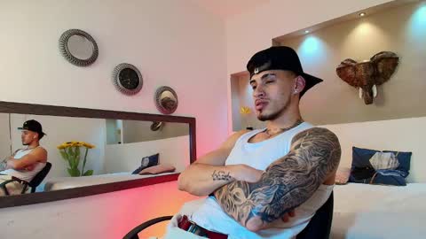 AUSTIN  online show from 01-21-25, 07:58