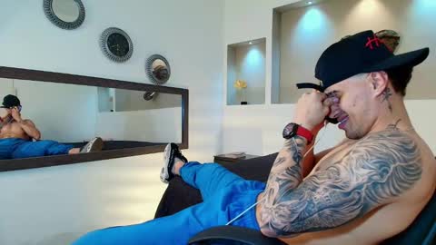 AUSTIN  online show from 02-02-25, 05:42