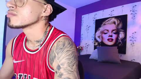 AUSTIN  online show from 03-09-25, 06:39