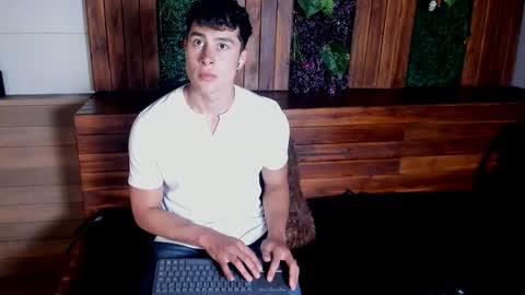 Austin  online show from 01-18-26, 07:06