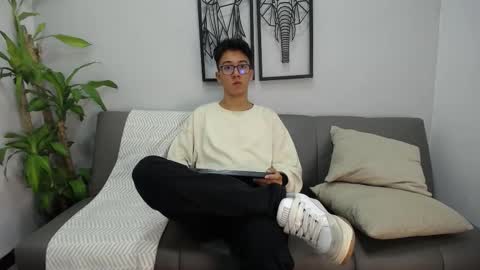 austinreeds online show from 09-28-25, 08:14