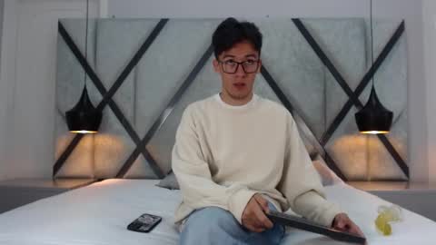 austinreeds online show from 10-06-25, 11:51