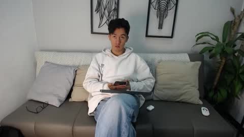 austinreeds online show from 11-18-25, 02:54