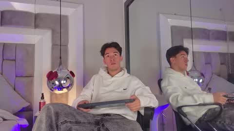 austinreeds online show from 03-28-26, 01:00