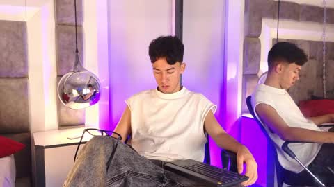 austinreeds online show from 06-02-26, 01:46