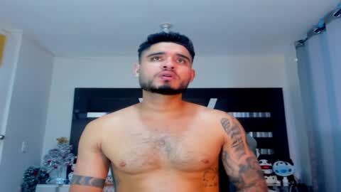 AustinTorres  online show from 12-24-24, 04:44