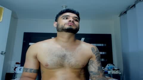 AustinTorres  online show from 01-14-25, 03:32