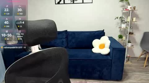 Annie online show from 10-17-25, 06:54