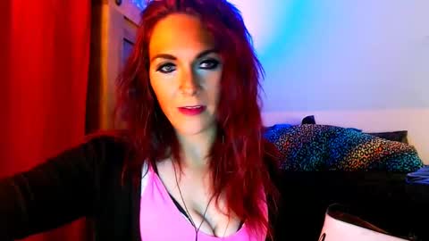 autumnrose6068 online show from 03-04-25, 09:40