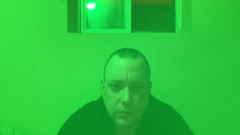 Snapshot of auz1812 chatting on 07-01-26, 09:33 Auz online show from 07-01-26, 09:33