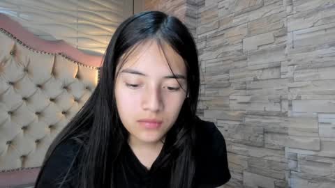              online show from 01-18-25, 05:52